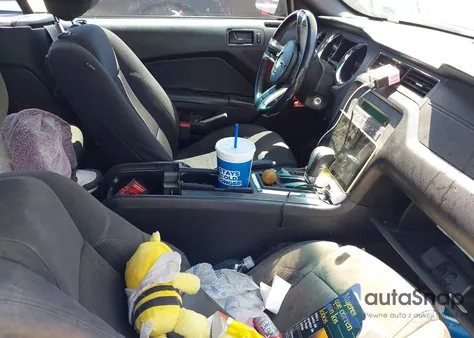 2013 Ford Mustang V6 from USA, damaged, VIN 1ZVBP8EM6D5241985